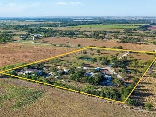 House in Martindale, Texas, United States 1 - 18680959