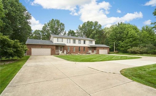 House in Medina, Ohio, United States 1