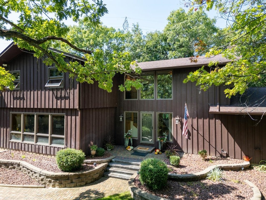 House in Janesville, Wisconsin, United States 2 - 18683175