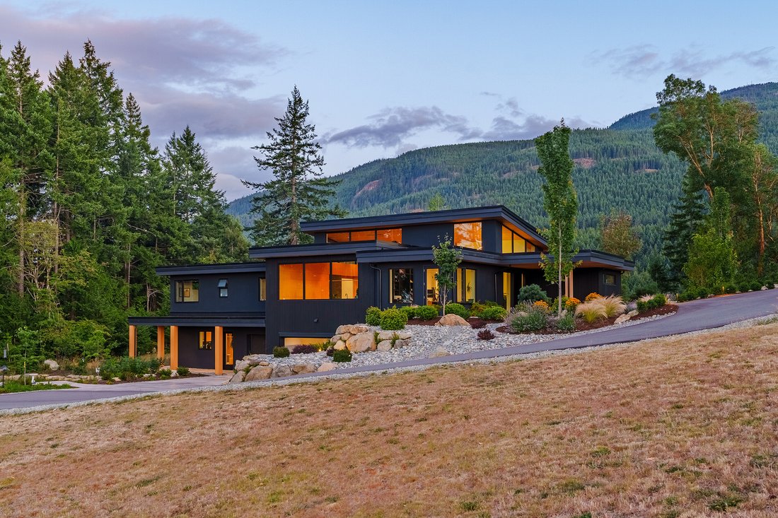 House in Nanaimo, British Columbia, Canada 4 - 18681129