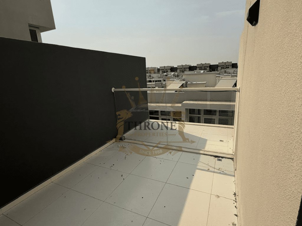 Townhouse in Damac Hills 2, Dubai, United Arab Emirates 3 - 18680657