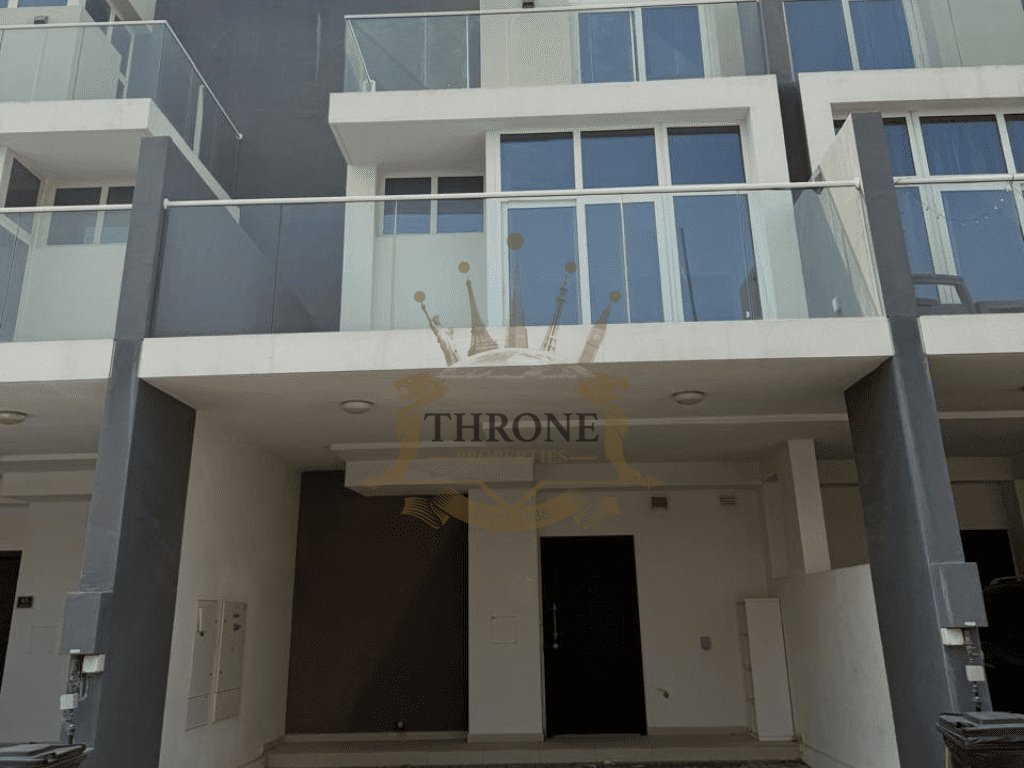 Townhouse in Damac Hills 2, Dubai, United Arab Emirates 1 - 18680657