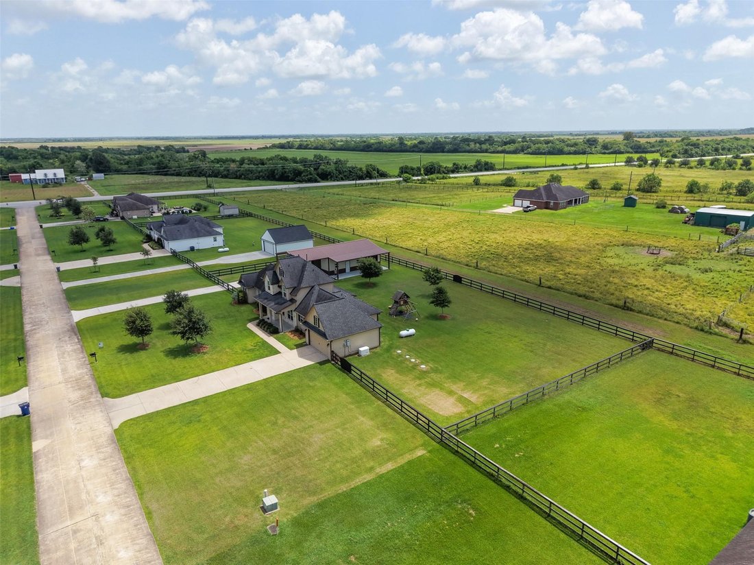 House in Alvin, Texas, United States 5 - 18683070