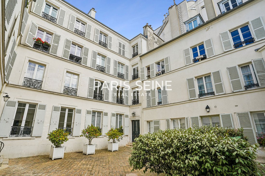 Apartment in Ecole Militaire, Paris 7e Arrondissement, Paris 4 - 18684026