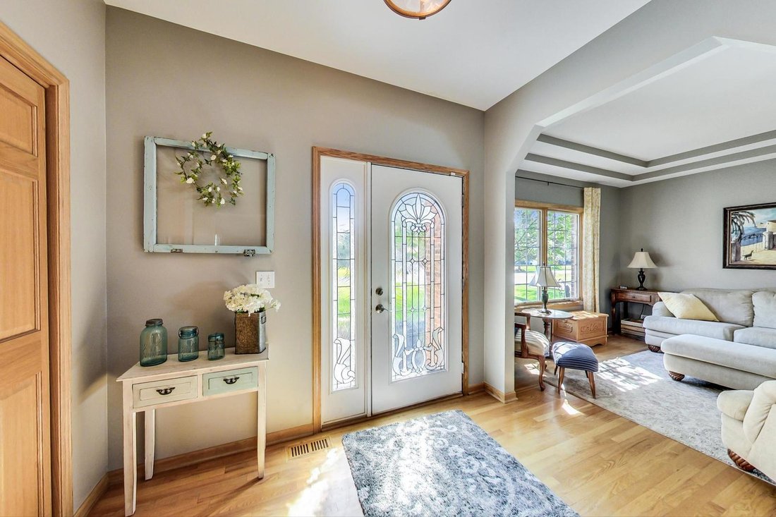 House in Carol Stream, Illinois, United States 4 - 18680926