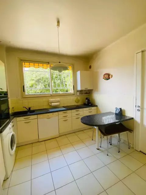 Appartamento a Villafranca, Provenza-Alpi-Costa Azzurra, Francia 3 - 15723099