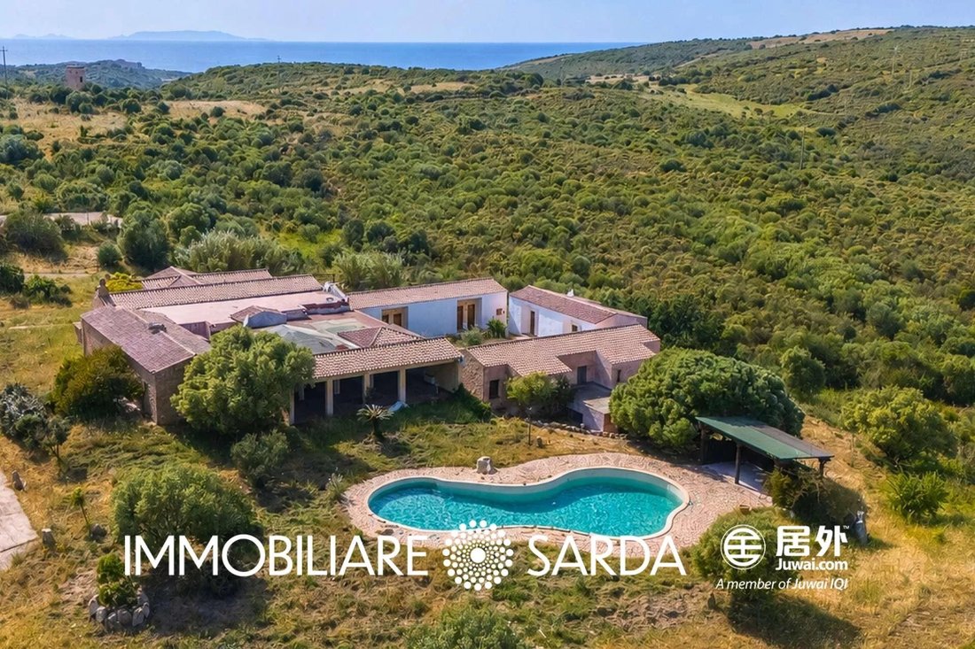 Villa in Trinita d'Agultu e Vignola, Sardinia, Italy 1 - 18683758