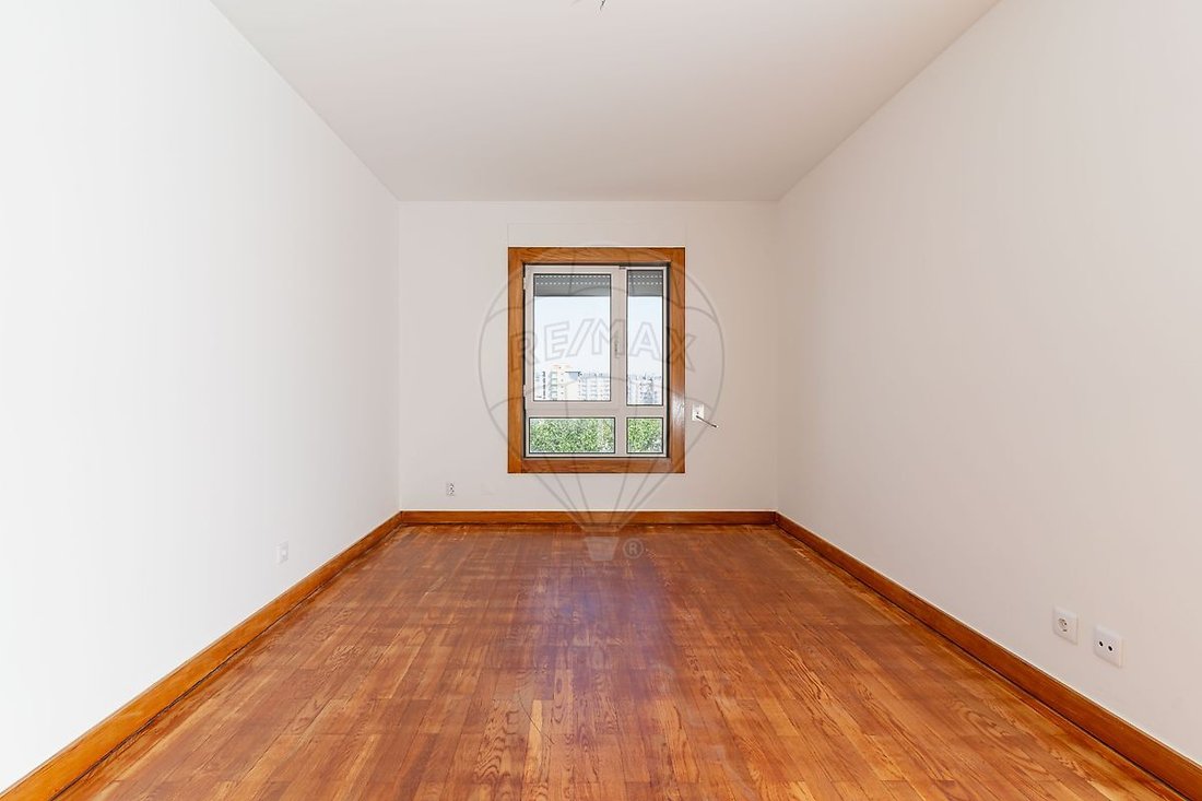 Apartment in Lumiar, Lisbon, Portugal 5 - 18680595