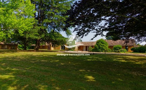 House in Sud, Montpon-Ménestérol, France 1