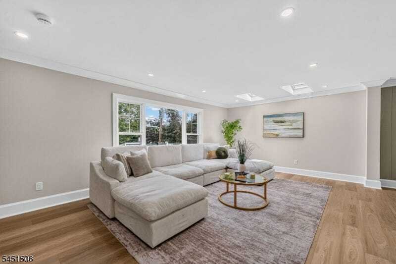 House in West Orange, New Jersey, United States 5 - 18684303