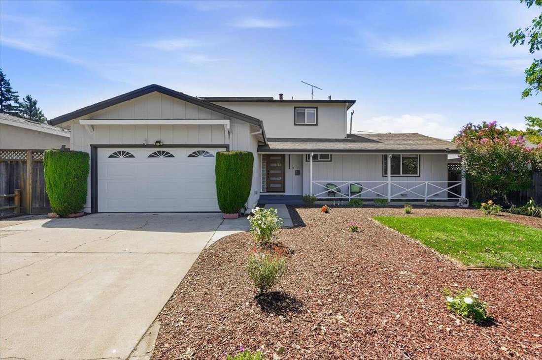 House in Saratoga, California, United States 2 - 18680360