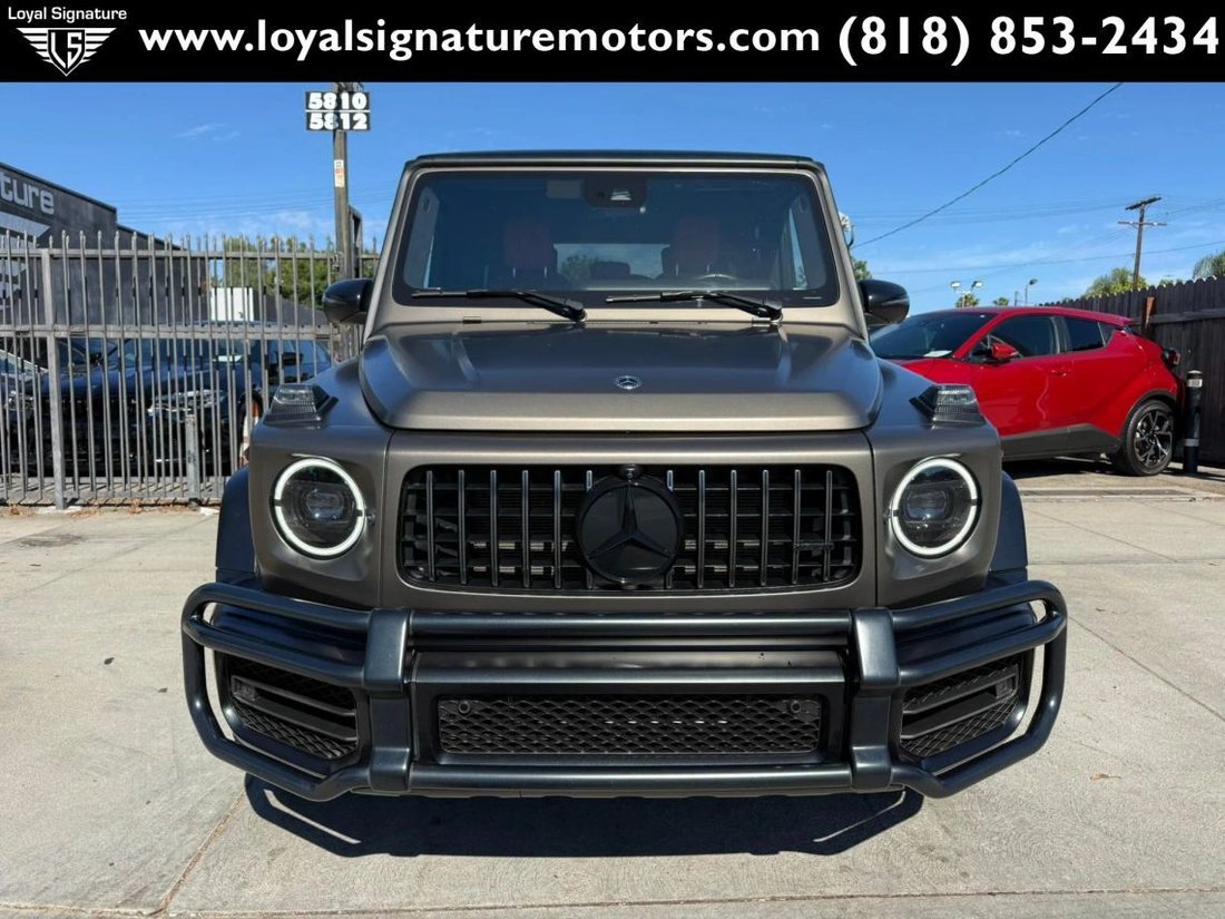 Suv in Van Nuys, CA, United States 2 - 18683978