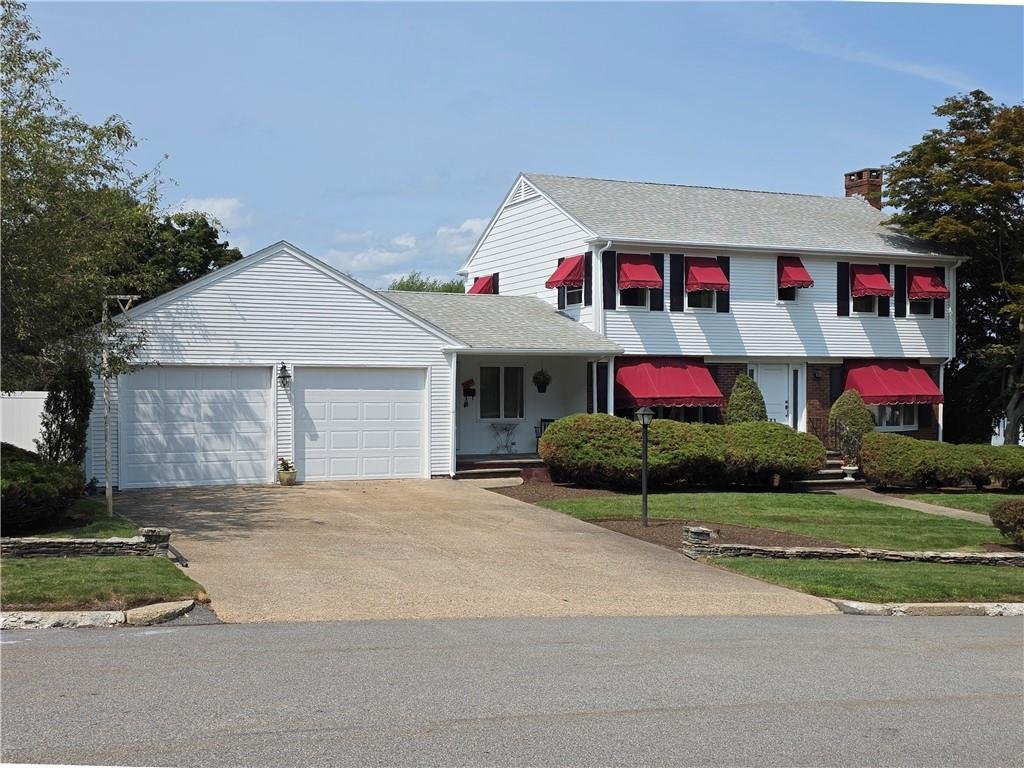 House in Lincoln, Rhode Island, United States 4 - 18681449