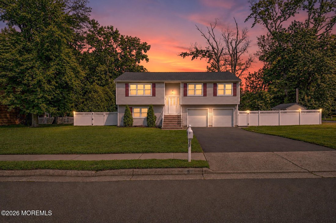 North Middletown, New Jersey, United States 1 - 18681509