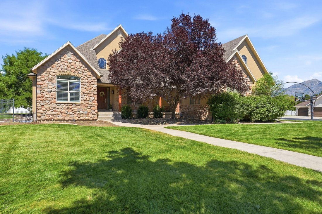 House in Highland, Utah, United States 2 - 18682136