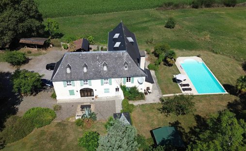 House in Lucq-de-Bearn, Nouvelle-Aquitaine, France 1