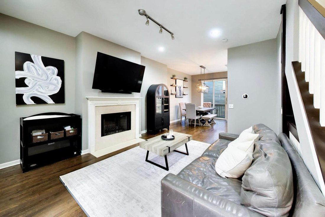 Condo in Chicago, Illinois, United States 2 - 18680880