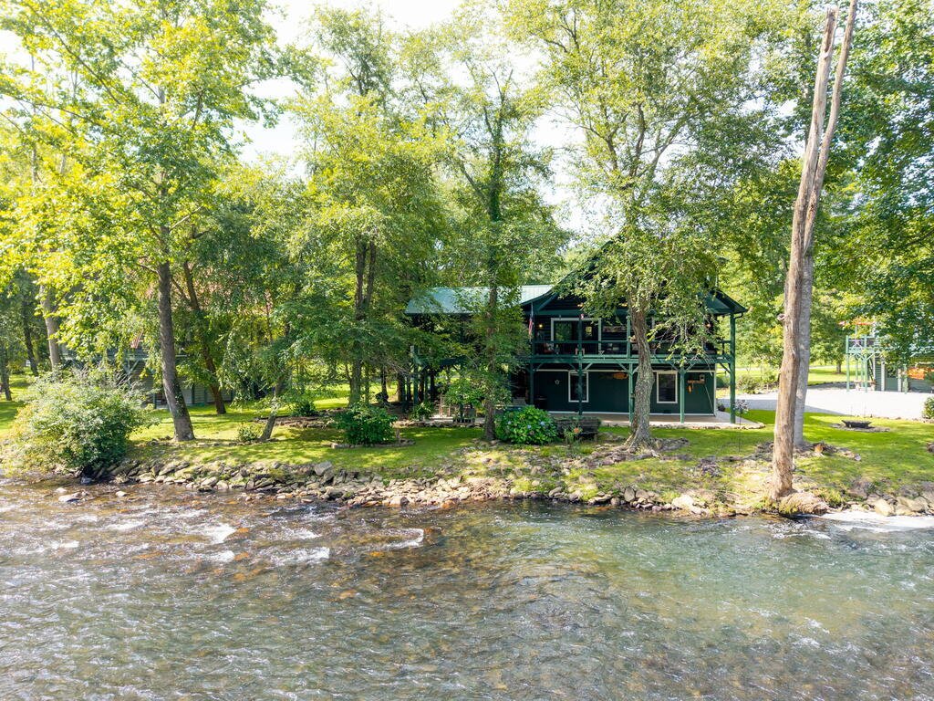House in Hayesville, North Carolina, United States 3 - 18682220