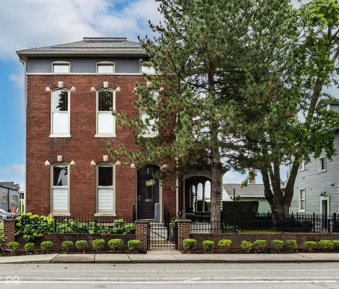 House in Indianapolis, Indiana, United States 1 - 18680163