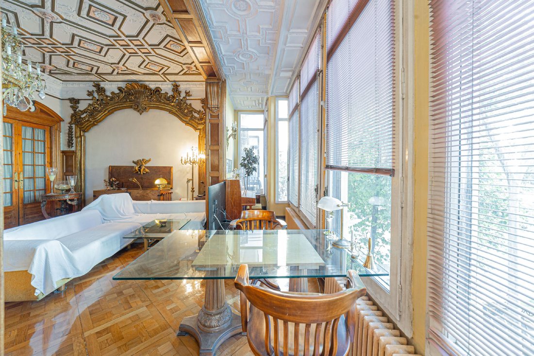 Apartment in Eixample, Barcelona, Spain 4 - 18301999