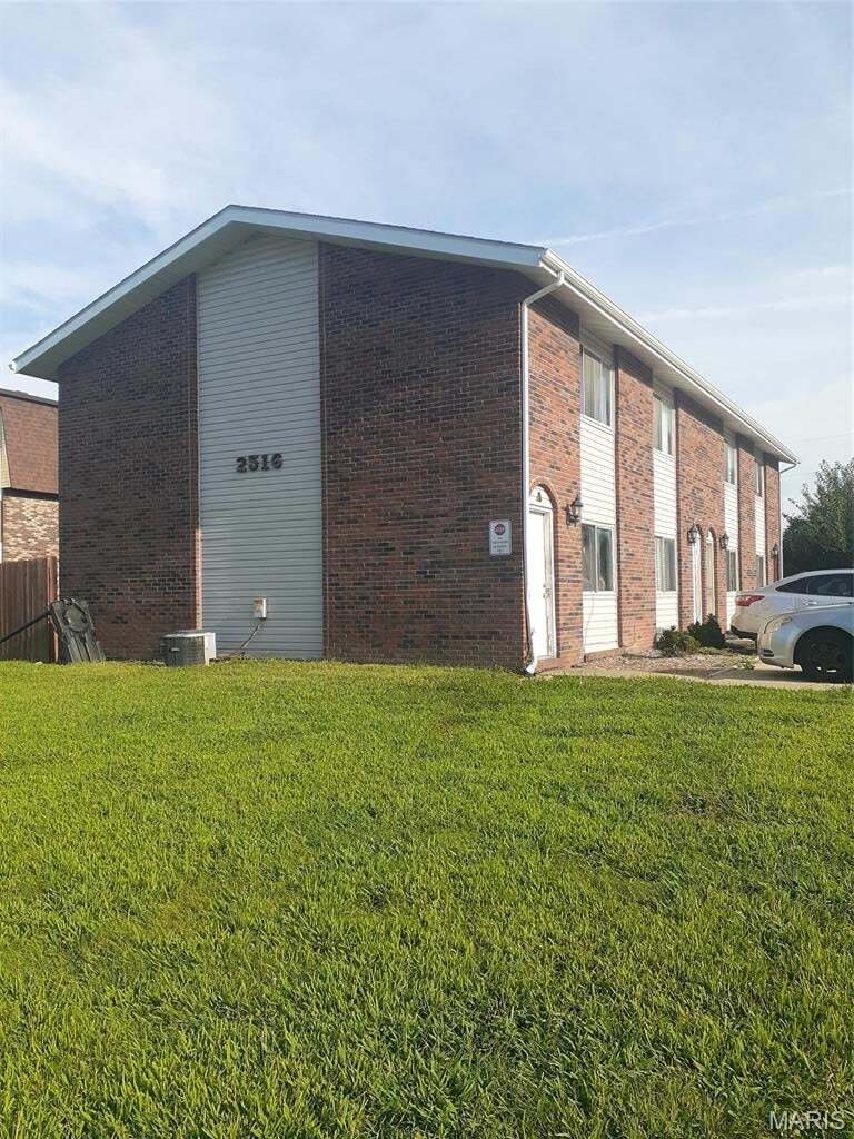 Swansea, Illinois, United States 4 - 18680393