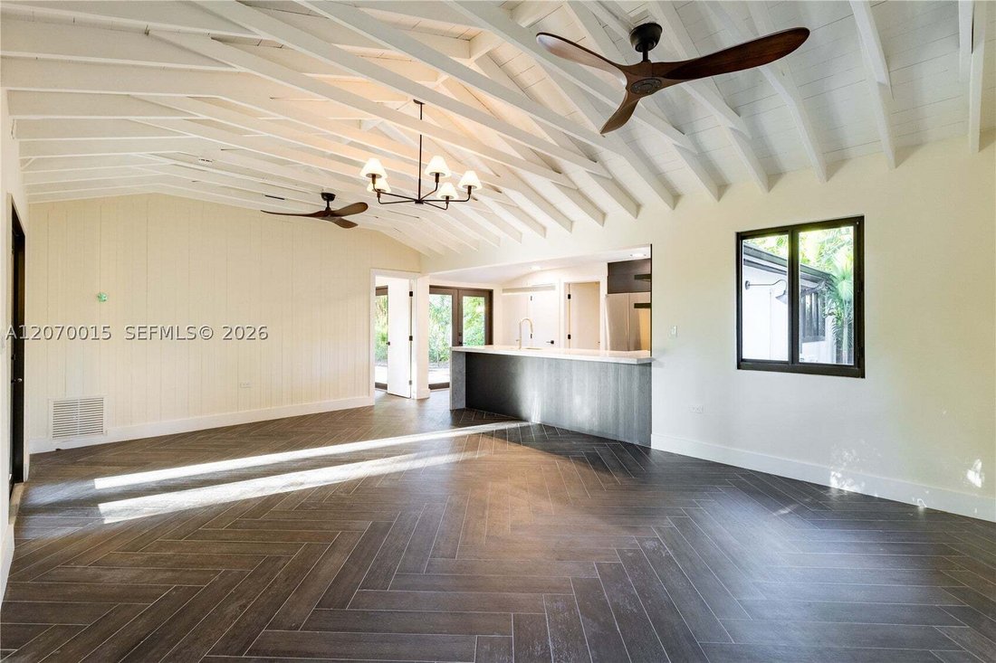 House in Miami, Florida, United States 5 - 18682357