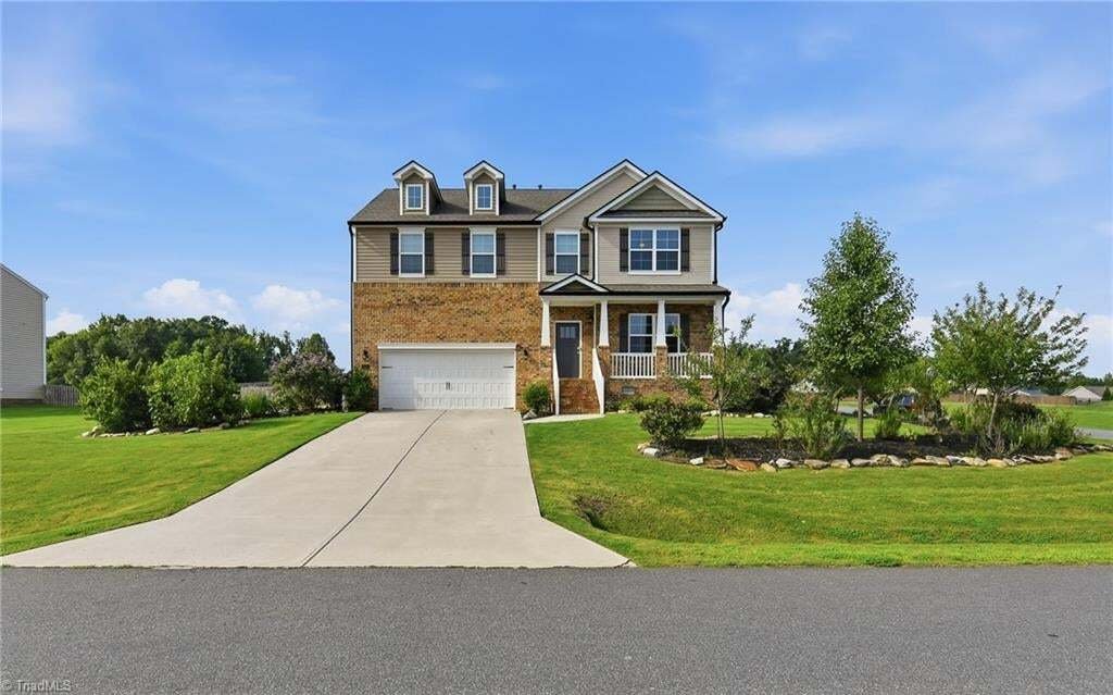 House in Browns Summit, North Carolina, United States 2 - 18680294