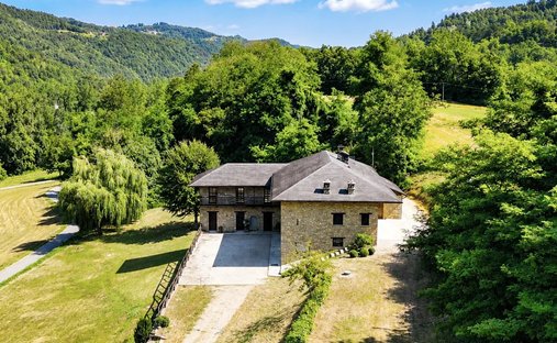 Country House in San Benedetto Belbo, Piedmont, Italy 1