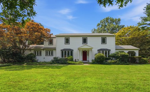 House in Muttontown, New York, United States 1
