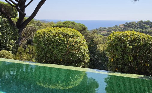 Château à La Croix-Valmer, Provence-Alpes-Côte d'Azur, France 1