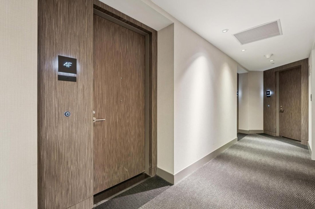 Condo in San Francisco, California, United States 2 - 18682281