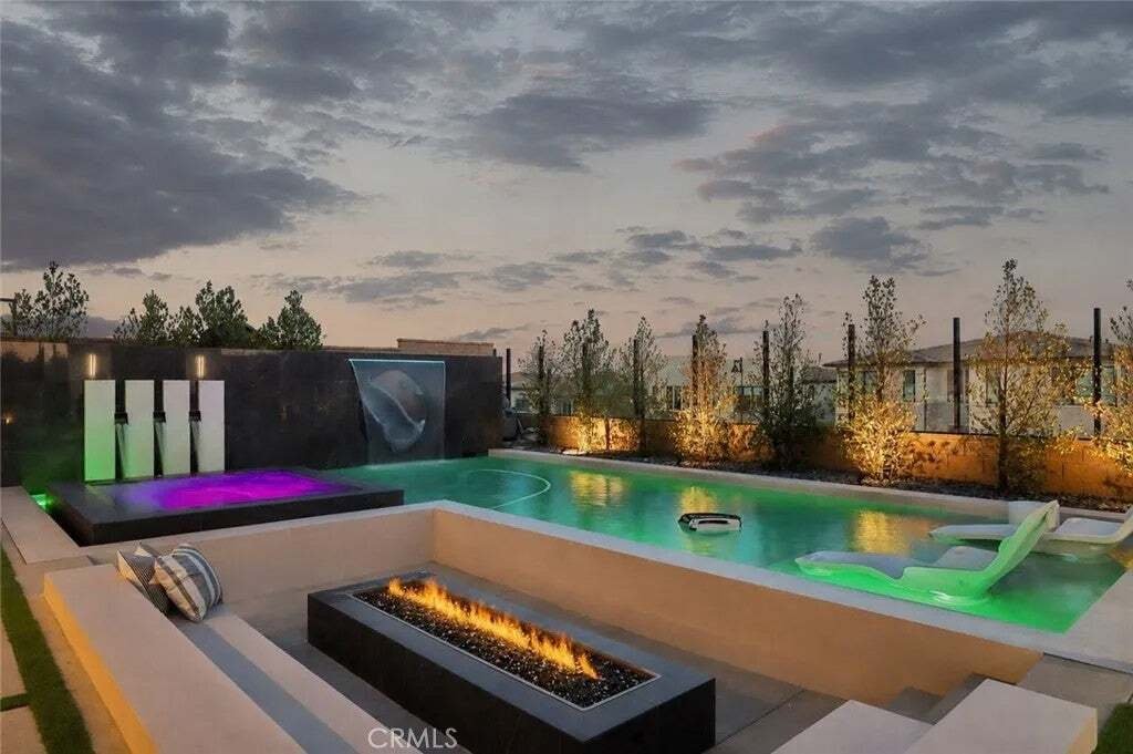 House in Los Angeles, California, United States 4 - 18682850