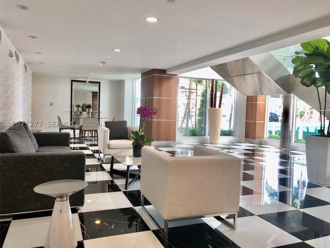 Condo in Miami, Florida, United States 3 - 18682426