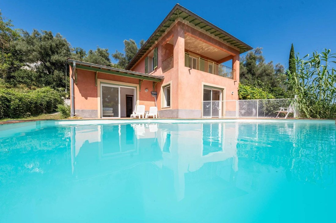 Casa en Falicon, Provenza-Alpes-Costa Azul, Francia 1 - 15722885