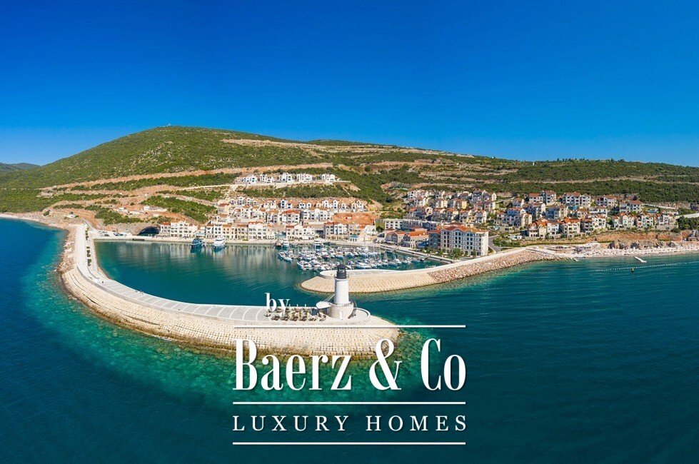 Penthouse in Tivat, Tivat Municipality, Montenegro 2 - 18682960