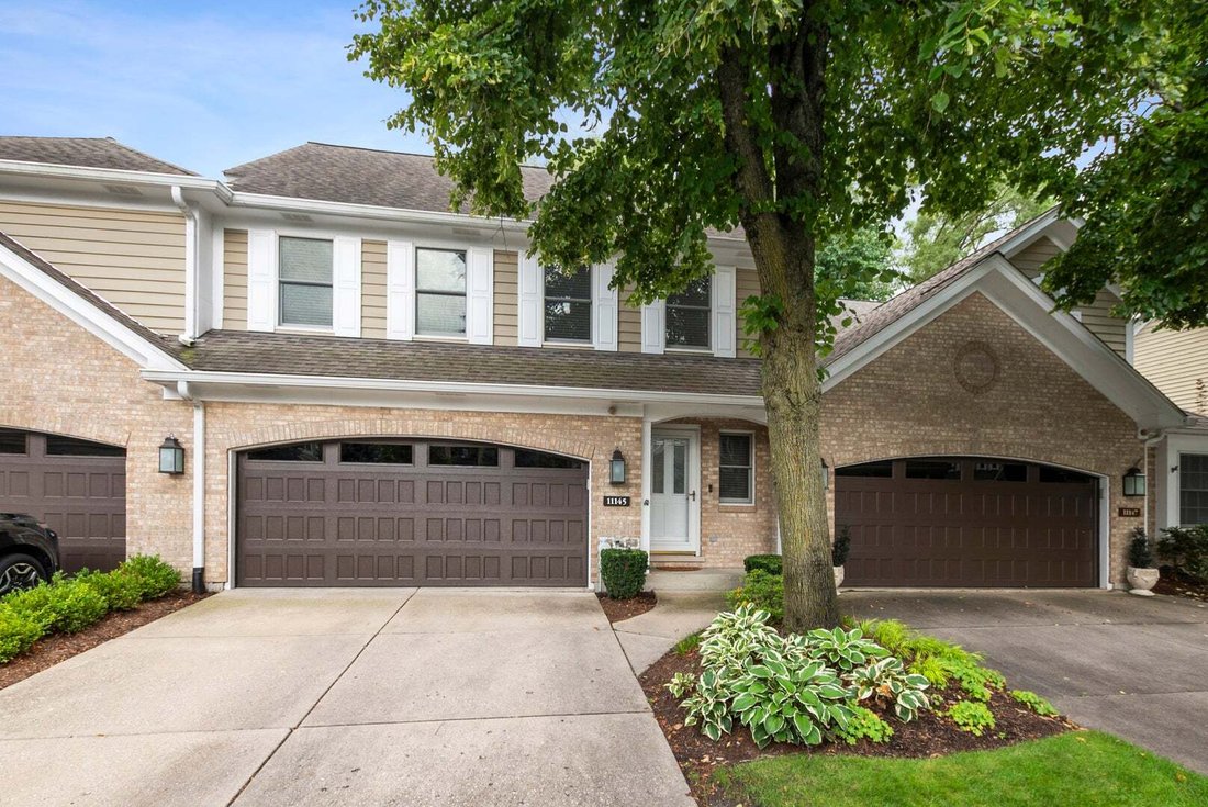 Condo in La Grange, Illinois, United States 3 - 18680903