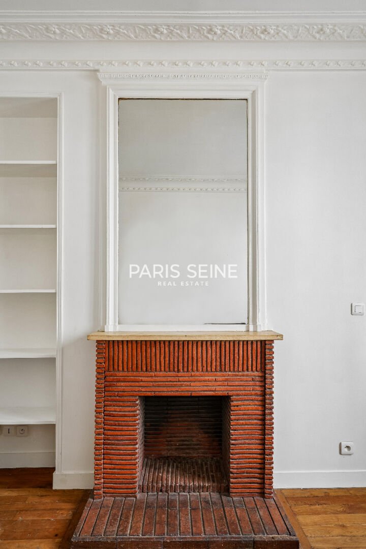Apartment in Saint Placide, Paris 6e Arrondissement, Paris 4 - 18683954