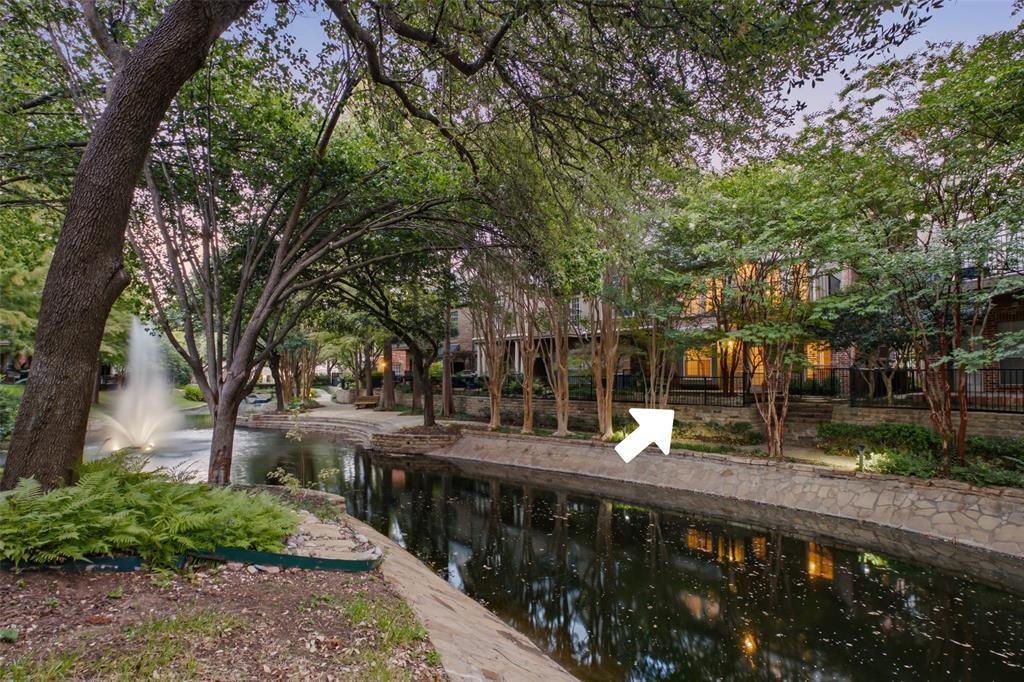 Townhouse en Addison, Texas, Estados Unidos 2 - 18682890