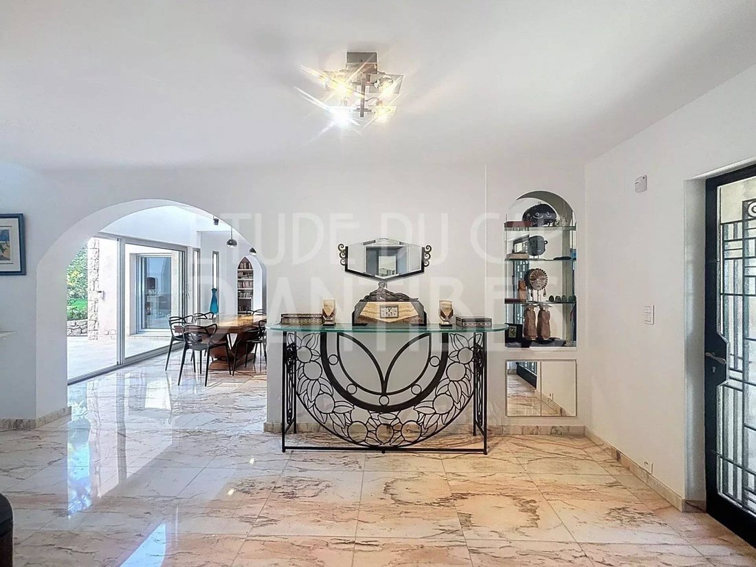 Villa in Les Bastides, Antibes, France 4 - 16617151