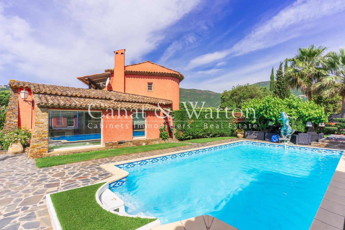 Villa en Sud, Cavalaire-sur-Mer, Francia 1 - 15798643