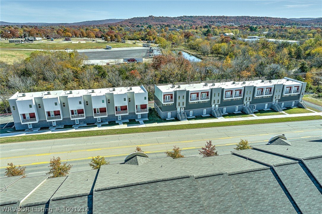 Condo in Fayetteville, Arkansas, United States 3 - 18682693