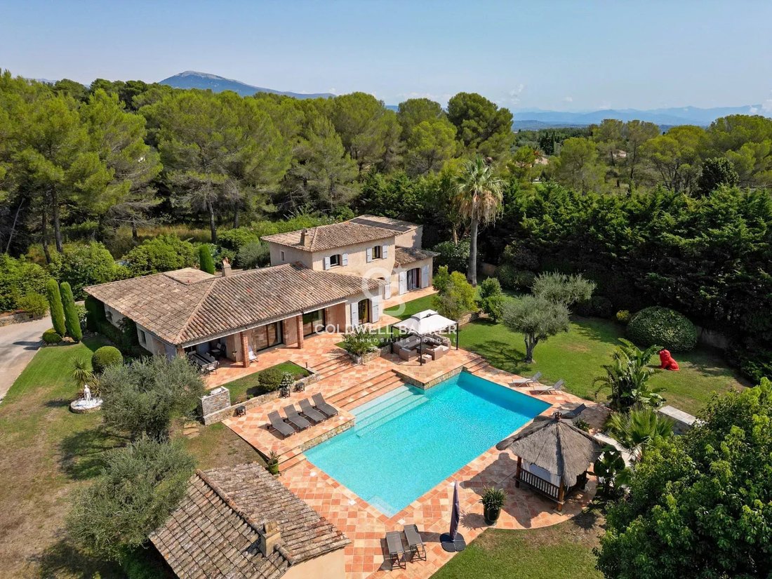 Villa in Mouans-Sartoux, Provence-Alpes-Côte d'Azur, France 1 - 18681310