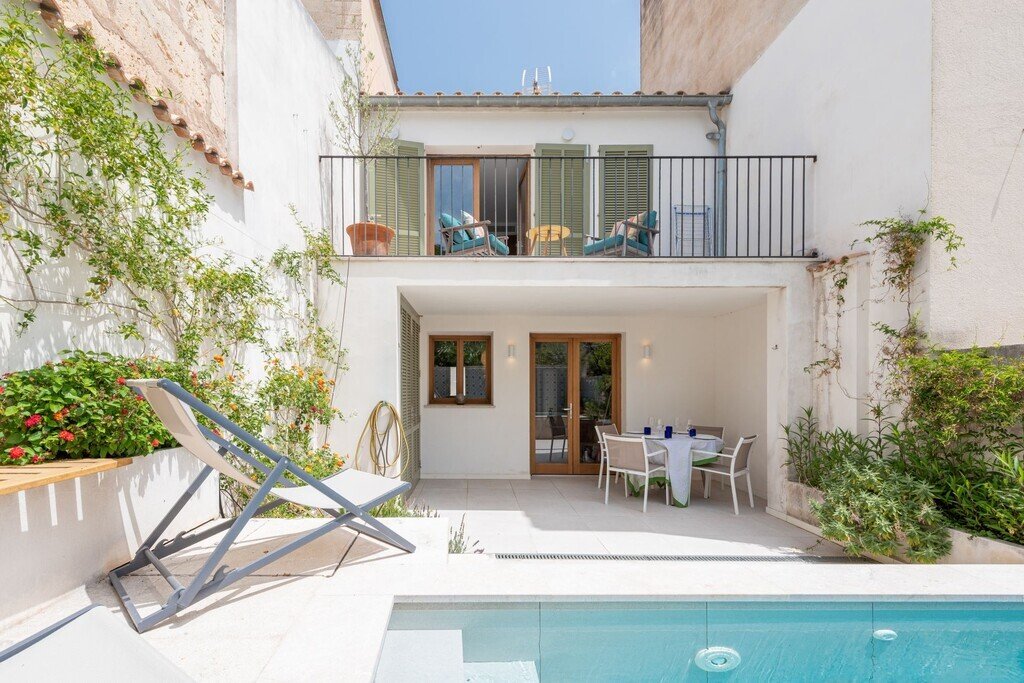 Townhouse in Pollenca, Balearic Islands, Spain 1 - 18683385