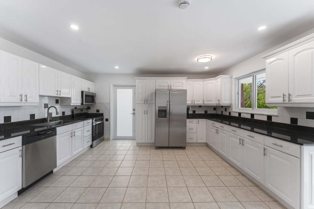 House in Key Colony Beach, Florida, United States 5 - 18682156