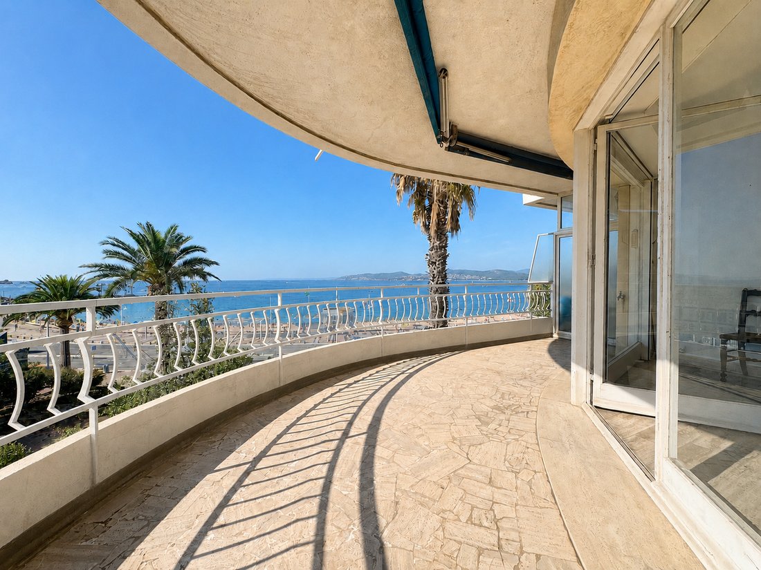 Apartment in Le Dramont-Agay-Anthéor-Le Trayas, Saint-Raphaël, France 2 - 18682376