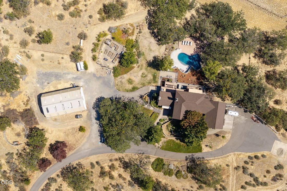 House in Ashland, Oregon, United States 2 - 18680196