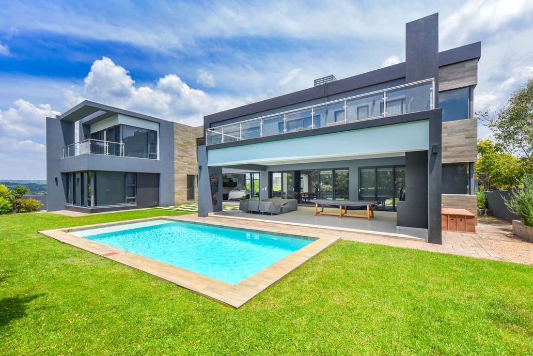House in Riverglen, Gauteng, South Africa 1 - 18681971