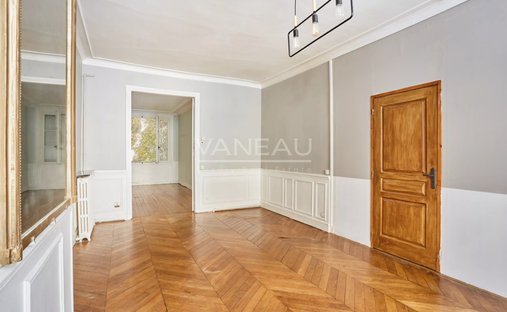 Apartment in Clichy-Trinité, Paris 9e Arrondissement, Paris 1