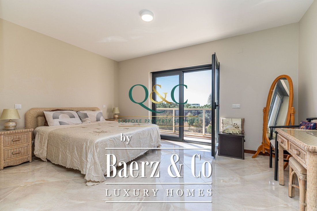 Townhouse in Santa Barbara de Nexe, Algarve, Portugal 3 - 18682503