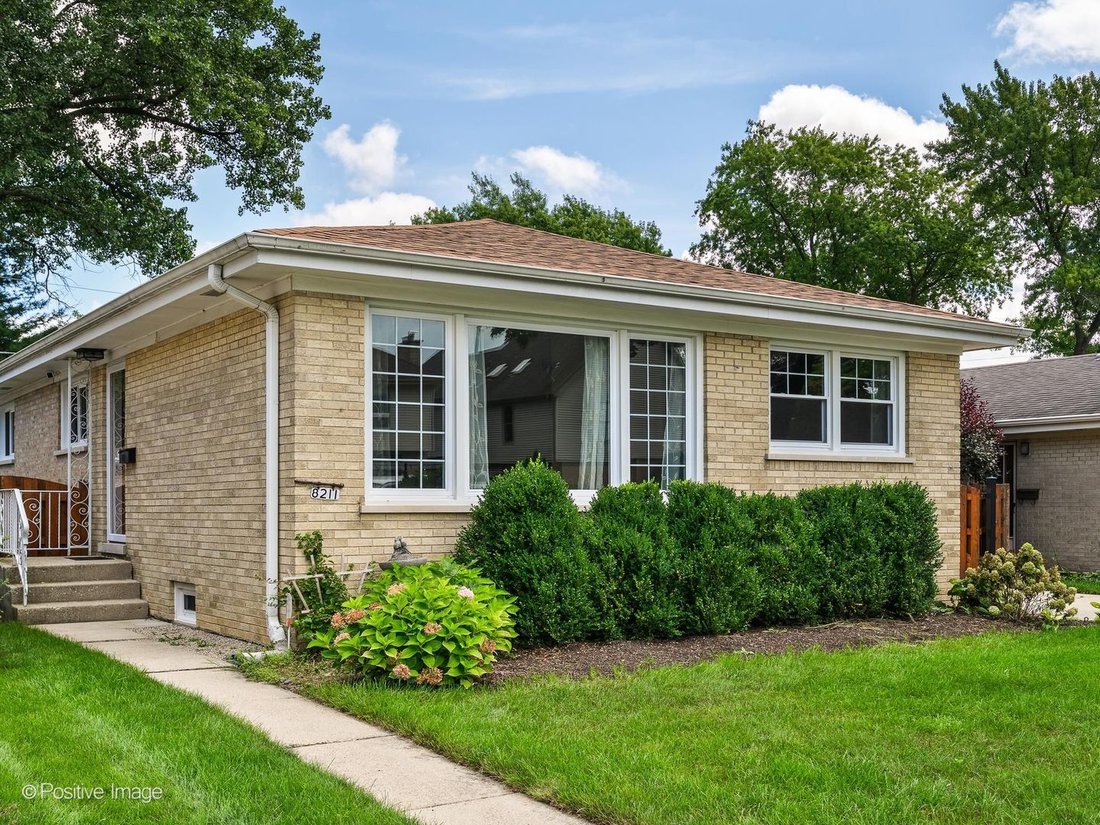 House in Morton Grove, Illinois, United States 1 - 18682675